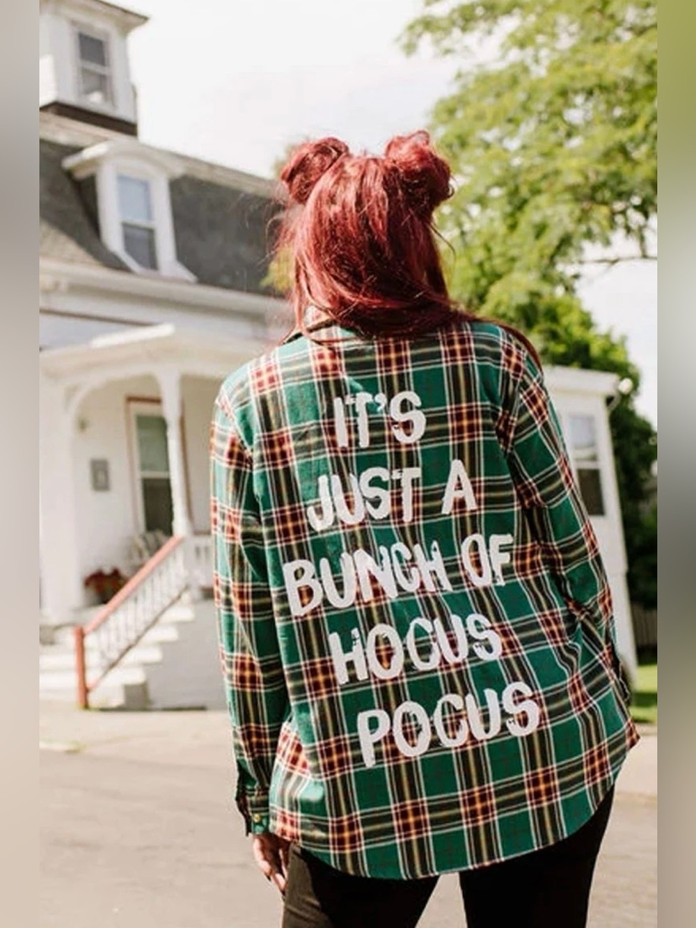 Brand New Cakeworthy Disney Hocus Pocus Bunch of Hocus Pocus Flannel Winifred S